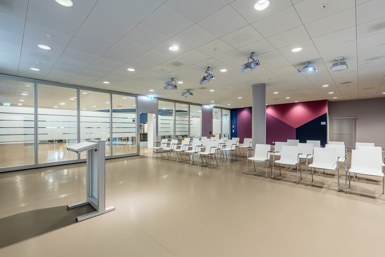 Aula_R5E_0843-HDR_1500px